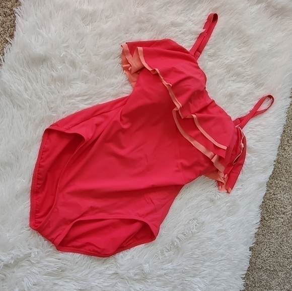 NWT Coco Reef HIBISCUS Contours Ruffled One-Piece Swimsuit Sz. 14/38D - Picture 4 of 8